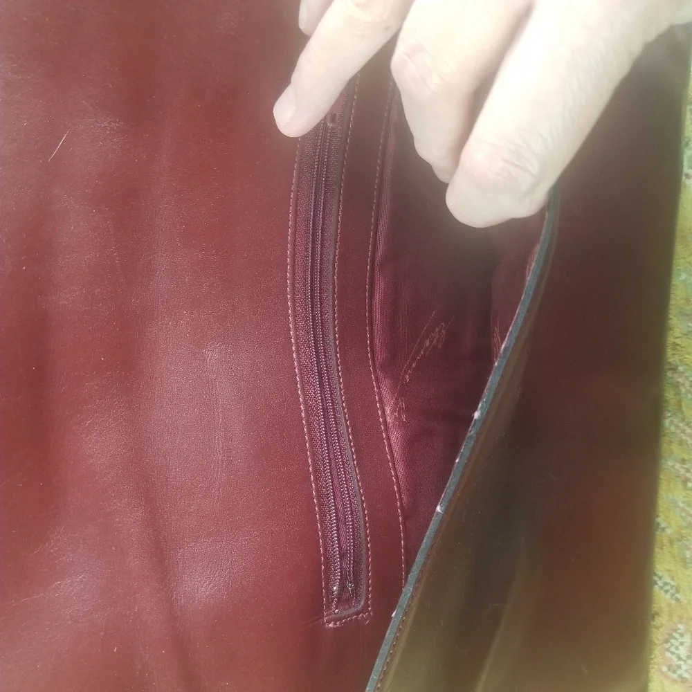 Vtg 70s Etienne Aigner rare oxblood wine leather envelope clutch purse